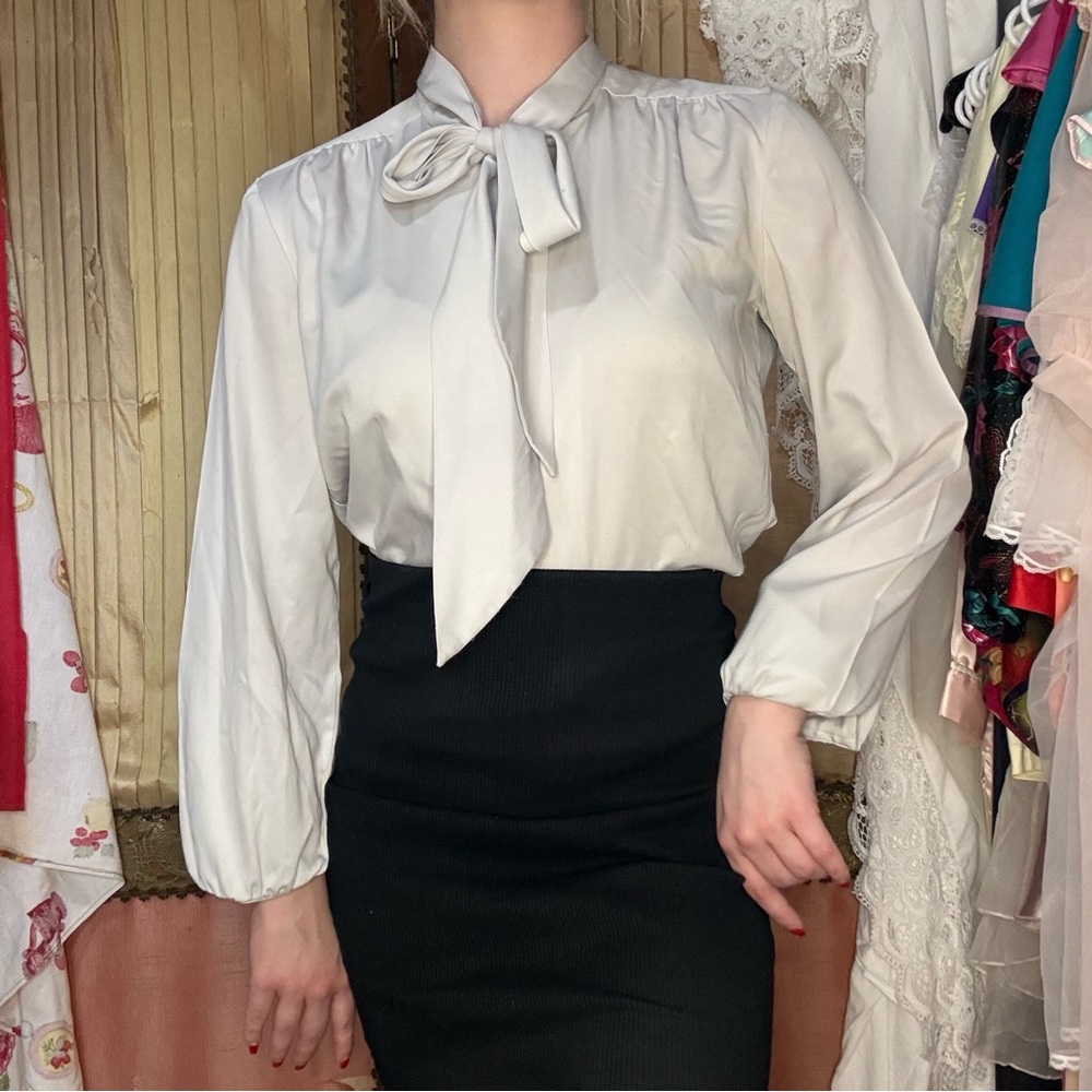 Vintage 1950’s Blouse with Bow Tie